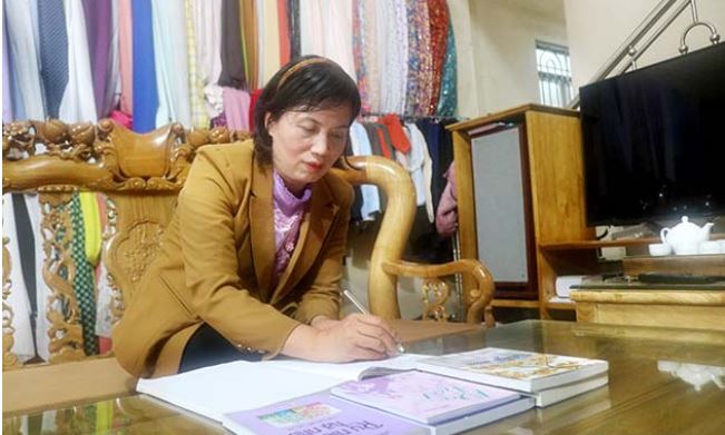 Tấm gương “Học không bao giờ cùng” 