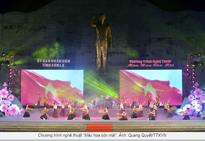 Chương trình nghệ thuật “Màu hoa còn mãi” vận động xây dựng “Quỹ học bổng Tô Hiệu”